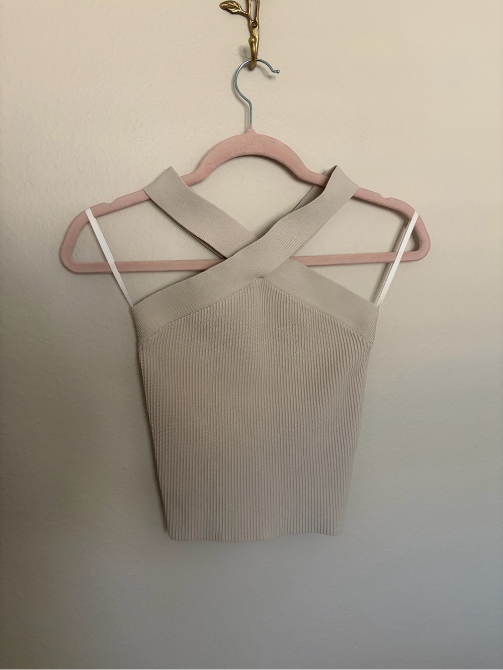 Aritzia Babaton Sculpt Knit Criss Cross Tank